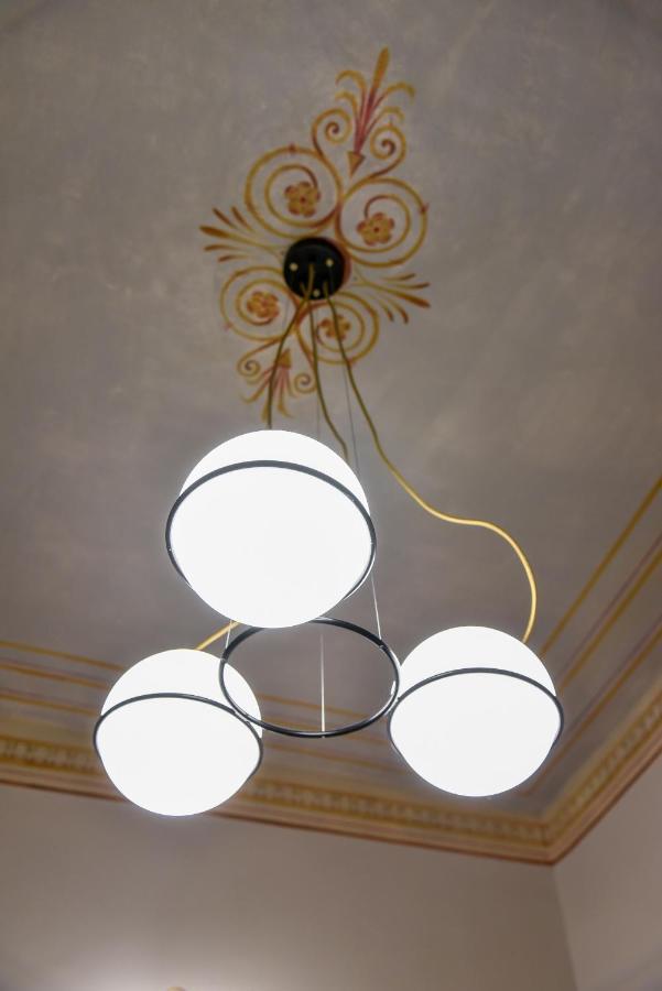 Erst Guest House Афіни Екстер'єр фото