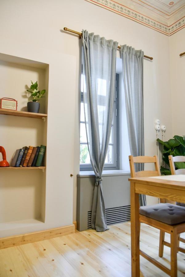 Erst Guest House Афіни Екстер'єр фото