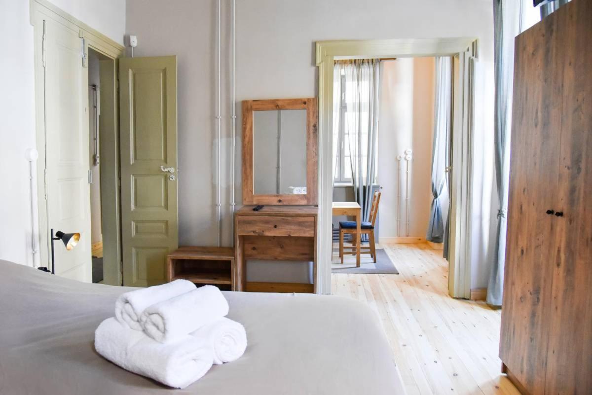 Erst Guest House Афіни Екстер'єр фото