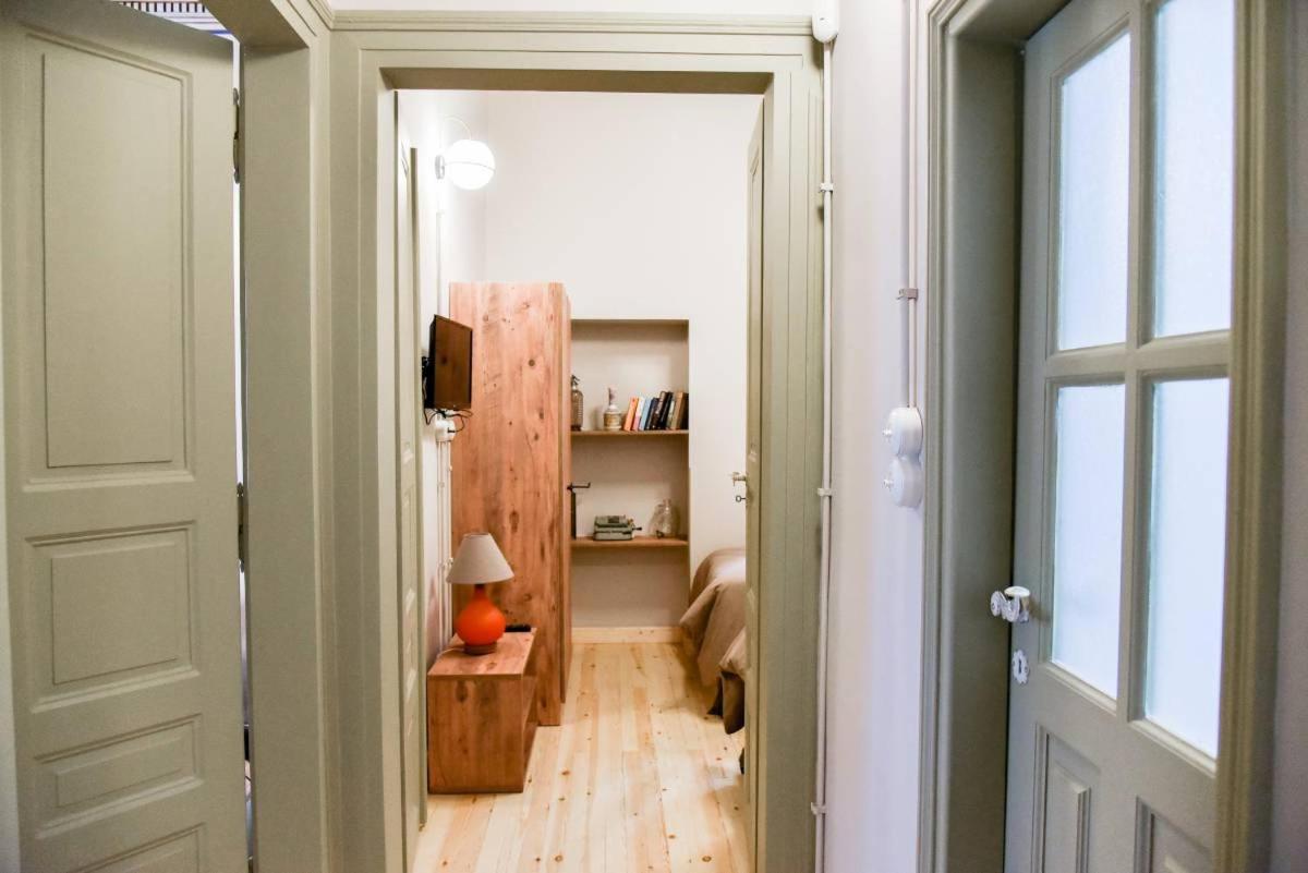 Erst Guest House Афіни Екстер'єр фото