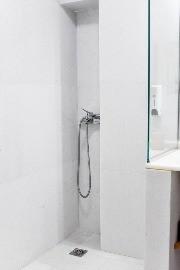 Erst Guest House Афіни Екстер'єр фото